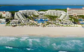 Hotel Grand Oasis Sens Cancun